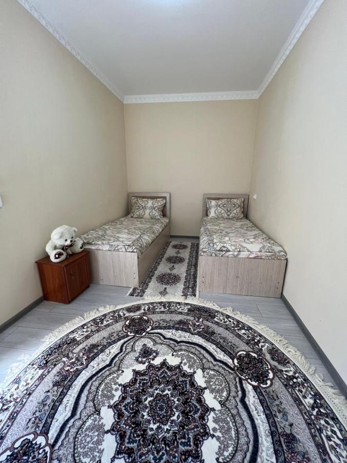 In Center Of Bukhara Family Guest House Mirg'Iyos Exterior photo
