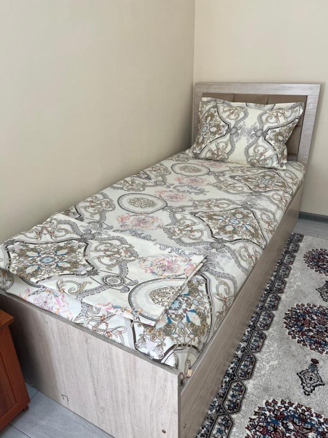 In Center Of Bukhara Family Guest House Mirg'Iyos Exterior photo